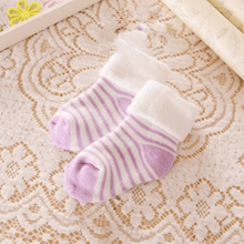 Load image into Gallery viewer, 2017 New Winter Striped Terry Socks