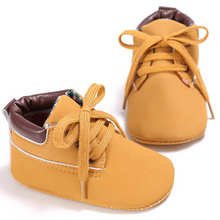 Load image into Gallery viewer, Animal Print Sneakers