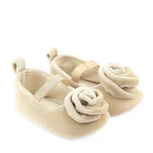 Load image into Gallery viewer, Flower Power Crib Shoes