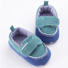 Load image into Gallery viewer, Wrap On Batman Shoes