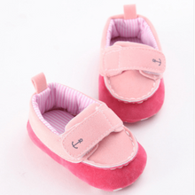 Load image into Gallery viewer, Wrap On Batman Shoes